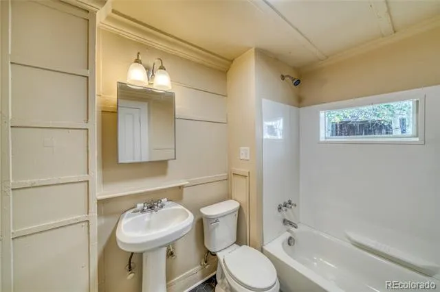 324 Elm Street Leadville, CO 80461