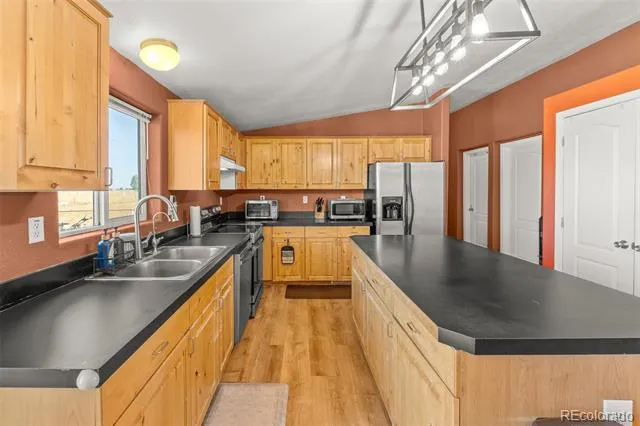 9 E Ranch Road Wiggins, CO 80654