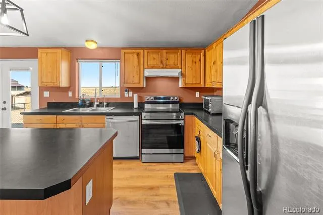9 E Ranch Road Wiggins, CO 80654