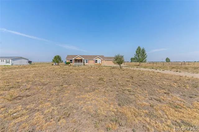 9 E Ranch Road Wiggins, CO 80654