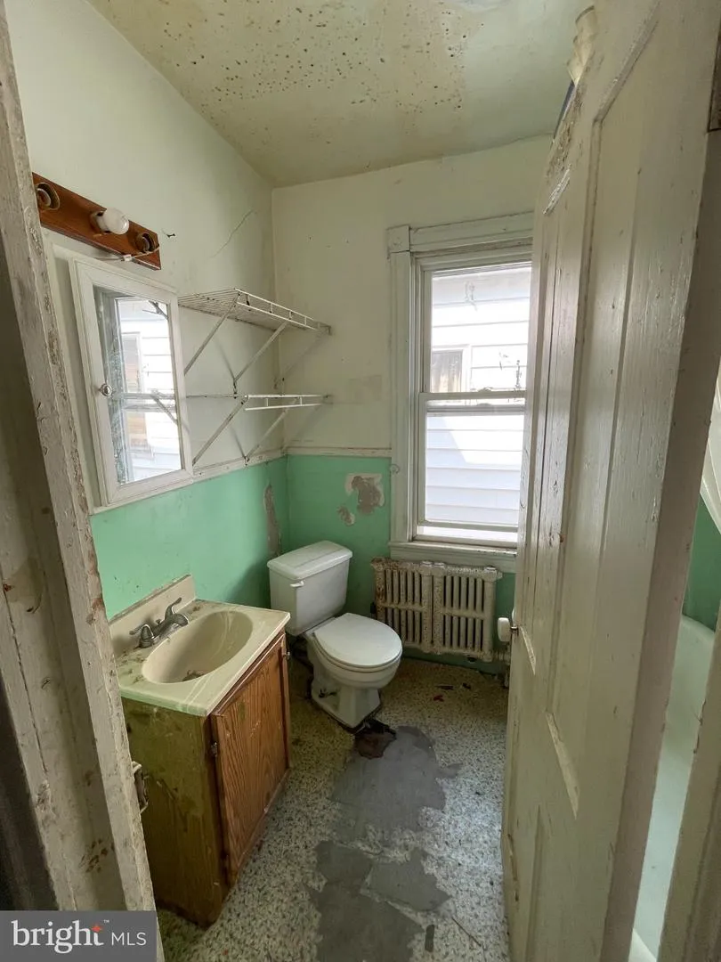 807 MARKET STREET Ashland, PA 17921