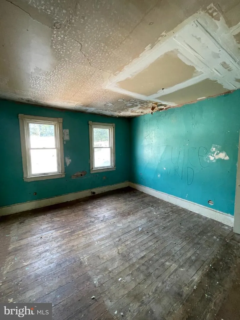 807 MARKET STREET Ashland, PA 17921