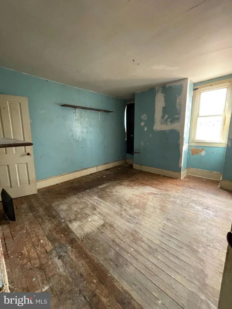 807 MARKET STREET Ashland, PA 17921