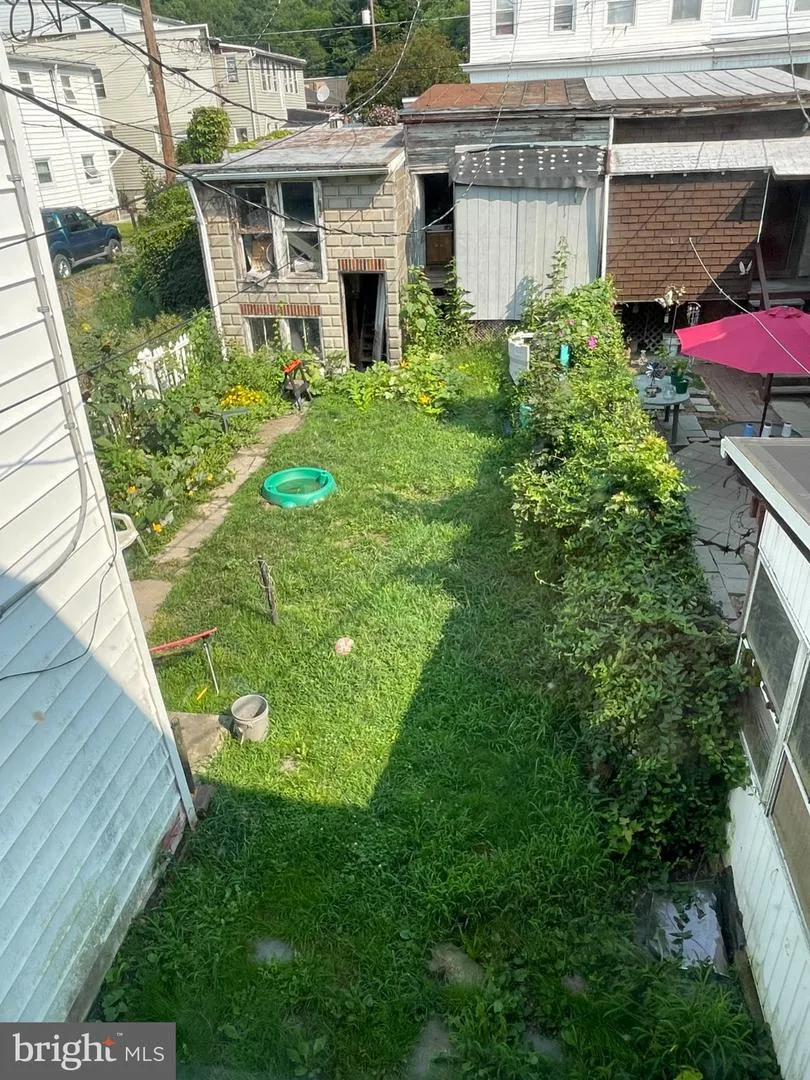 807 MARKET STREET Ashland, PA 17921