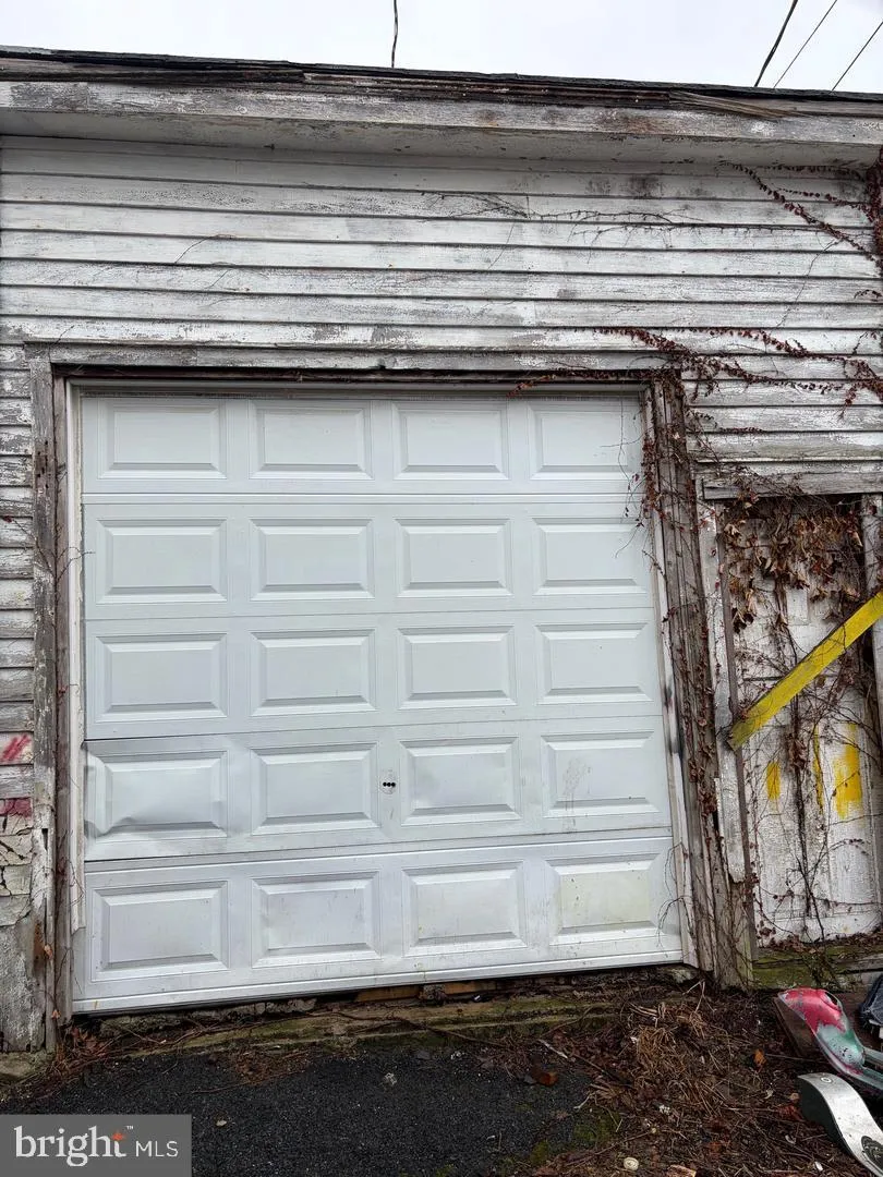 807 MARKET STREET Ashland, PA 17921