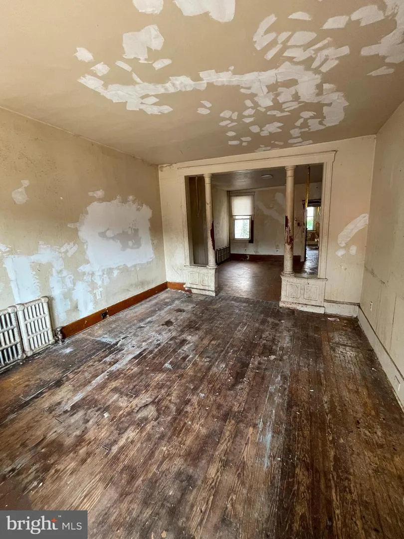 807 MARKET STREET Ashland, PA 17921