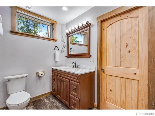 80 Lookout Drive Lyons, CO 80540