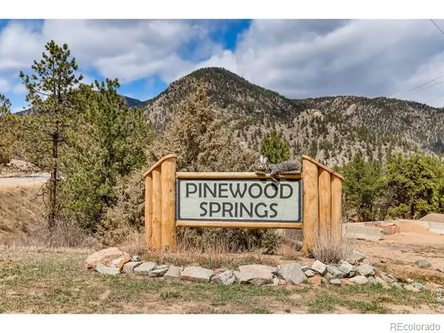 80 Lookout Drive Lyons, CO 80540