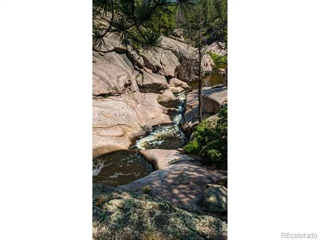 80 Lookout Drive Lyons, CO 80540