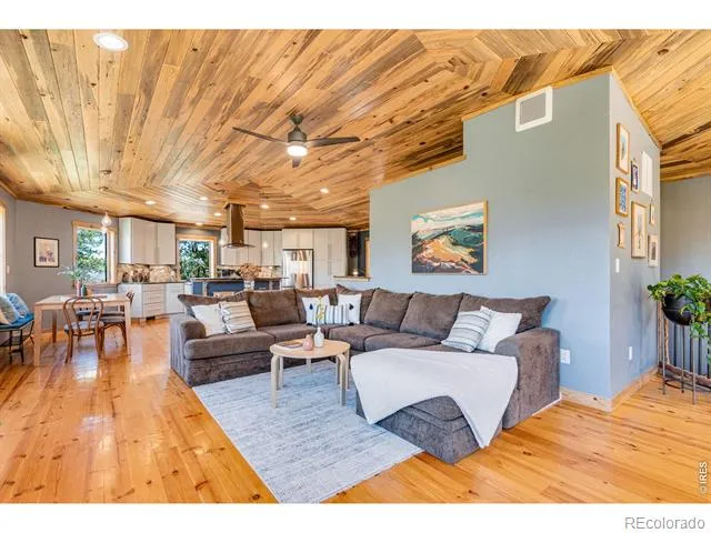 80 Lookout Drive Lyons, CO 80540