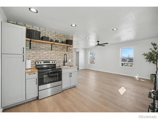 125 6th Street Dacono, CO 80514