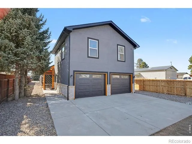125 6th Street Dacono, CO 80514