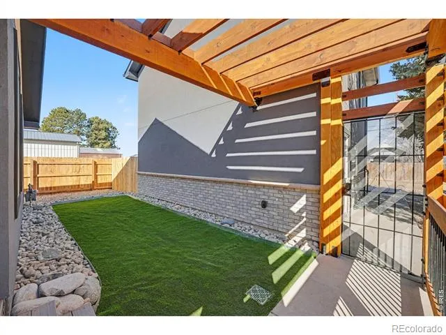 125 6th Street Dacono, CO 80514