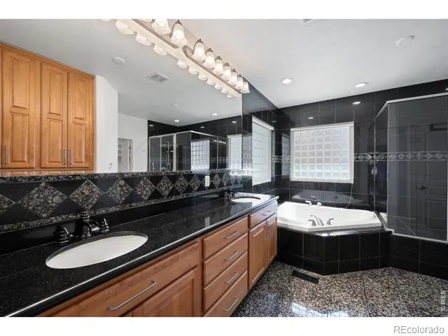 977 Thorncreek Court Thornton, CO 80241