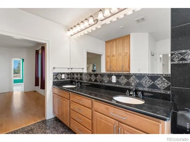977 Thorncreek Court Thornton, CO 80241