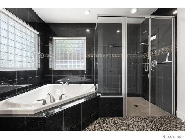977 Thorncreek Court Thornton, CO 80241