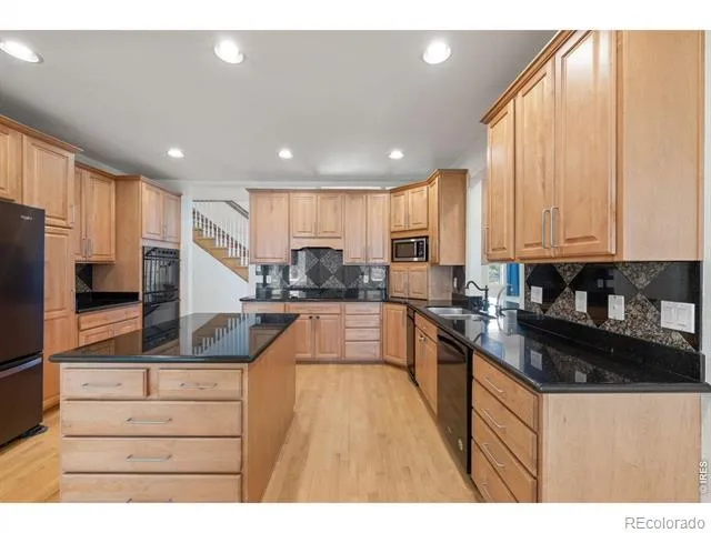 977 Thorncreek Court Thornton, CO 80241