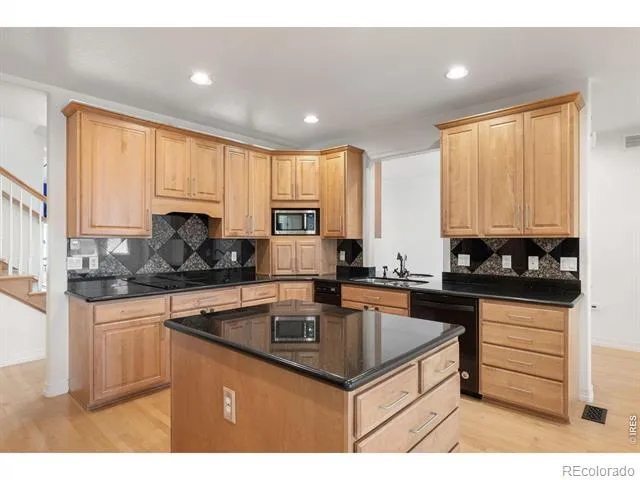 977 Thorncreek Court Thornton, CO 80241