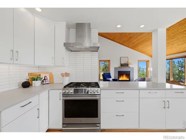 9042 Thunderhead Drive Boulder, CO 80302