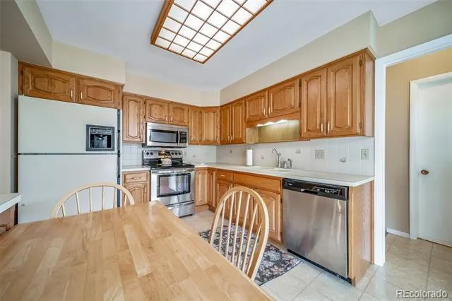 380 S Uvalda Street Aurora, CO 80012