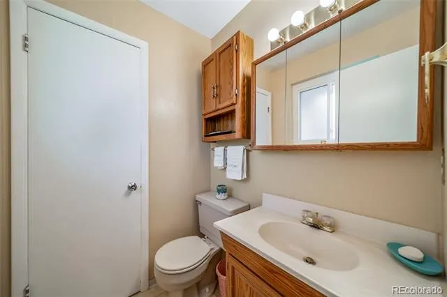 380 S Uvalda Street Aurora, CO 80012