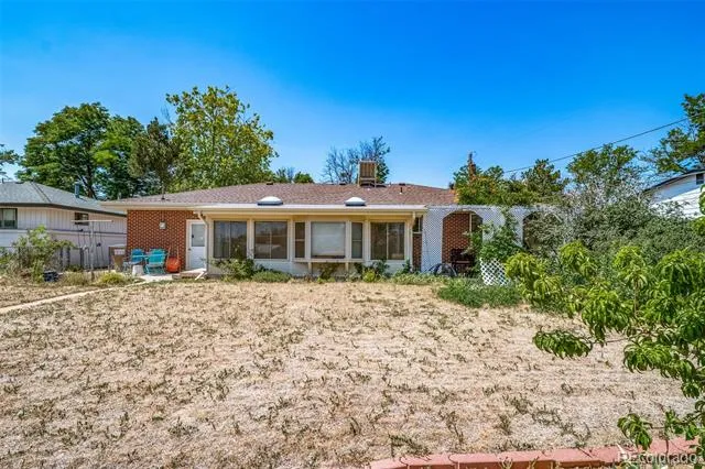 380 S Uvalda Street Aurora, CO 80012