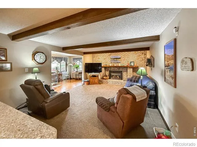 2806 Lake Park Way Longmont, CO 80503