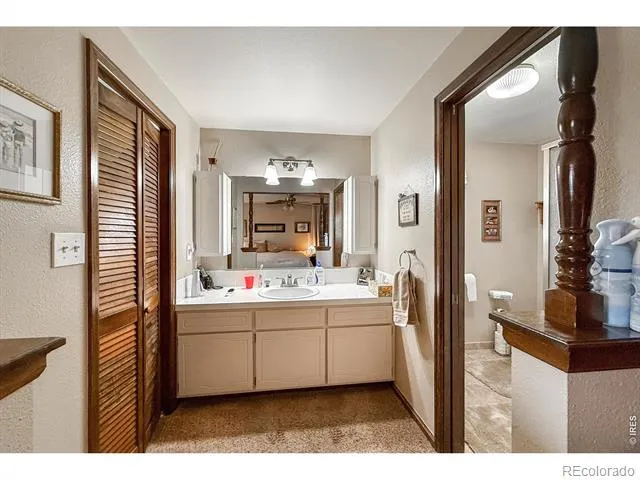 2806 Lake Park Way Longmont, CO 80503