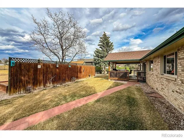 2806 Lake Park Way Longmont, CO 80503