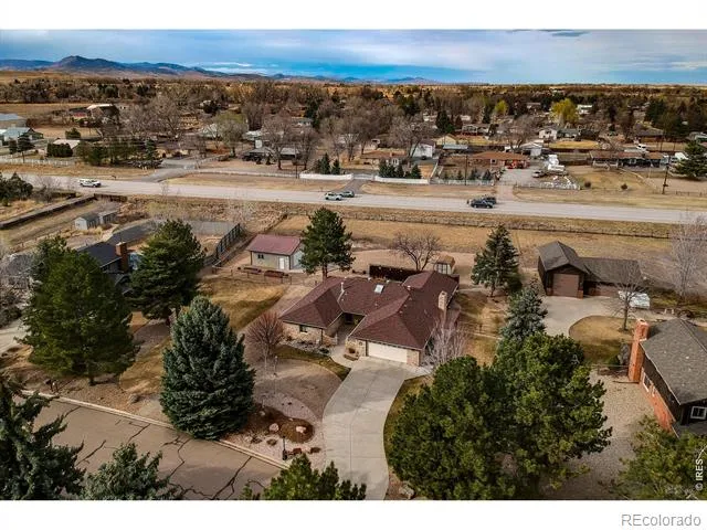 2806 Lake Park Way Longmont, CO 80503