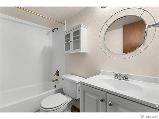 809 Zweck Court Longmont, CO 80503