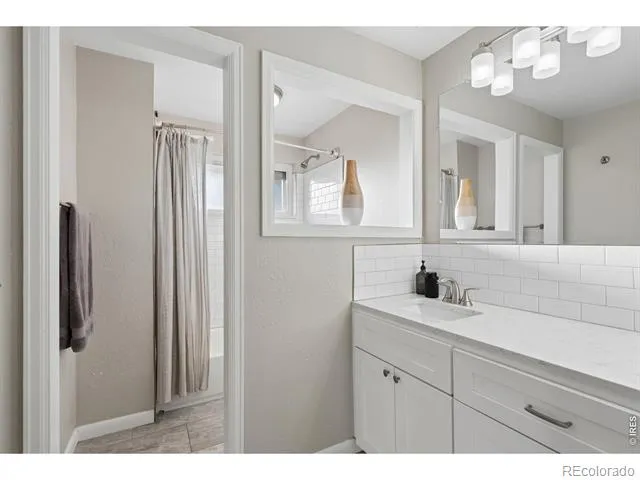 3148 E Maplewood Avenue Centennial, CO 80121