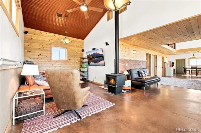 958 Chalice Drive Westcliffe, CO 81252