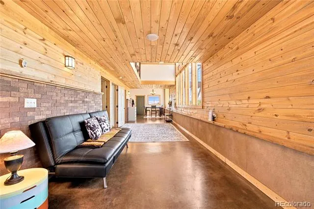 958 Chalice Drive Westcliffe, CO 81252