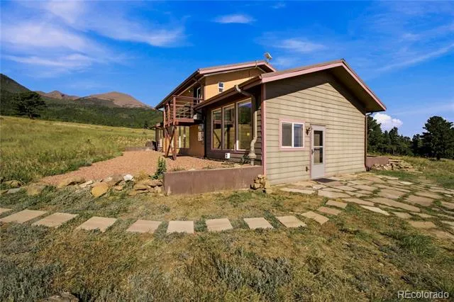 958 Chalice Drive Westcliffe, CO 81252