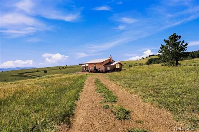 958 Chalice Drive Westcliffe, CO 81252