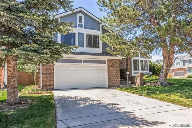 5103 S Laredo Way Centennial, CO 80015