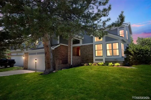 5103 S Laredo Way Centennial, CO 80015