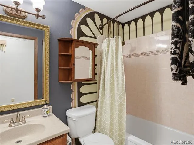 16636 E Rice Circle Aurora, CO 80015