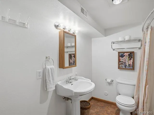 16636 E Rice Circle Aurora, CO 80015