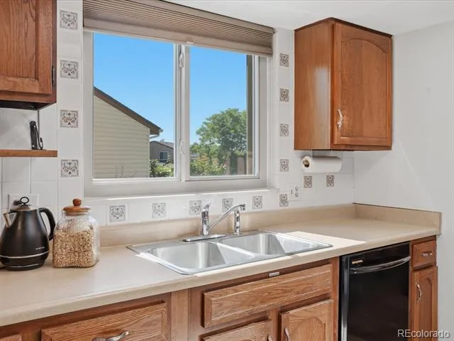 16636 E Rice Circle Aurora, CO 80015