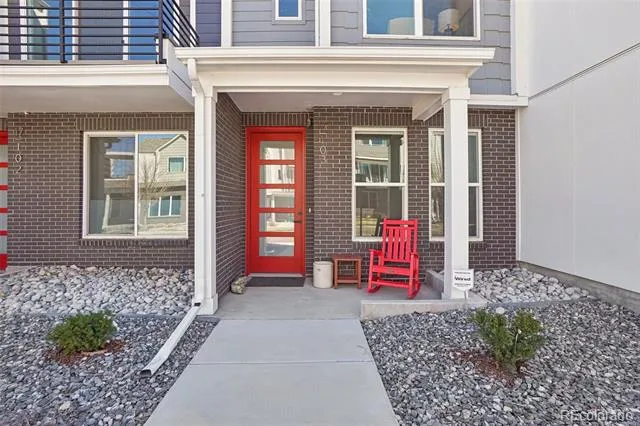 888 S Valentia Street #17-103 Denver, CO 80247