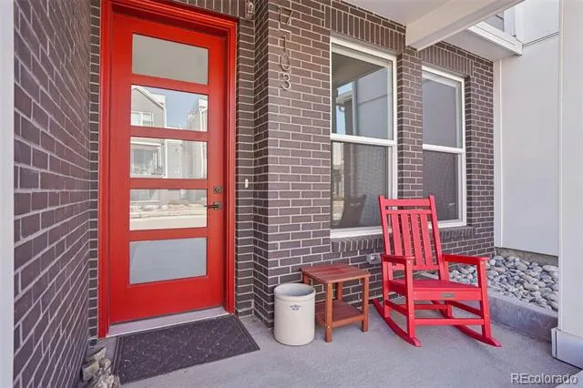 888 S Valentia Street #17-103 Denver, CO 80247