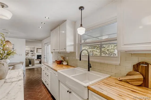 8709 E Kenyon Avenue Denver, CO 80237