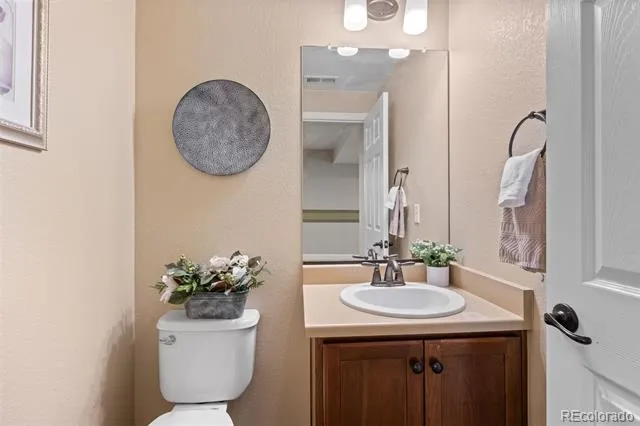 42305 Forest Oaks Drive Elizabeth, CO 80107