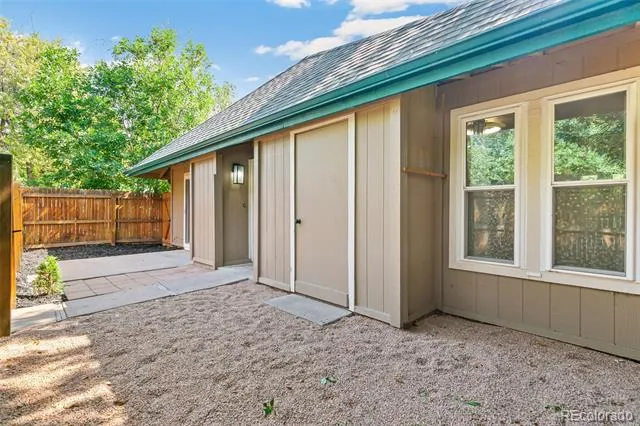 5902 S Willow Way Englewood, CO 80111
