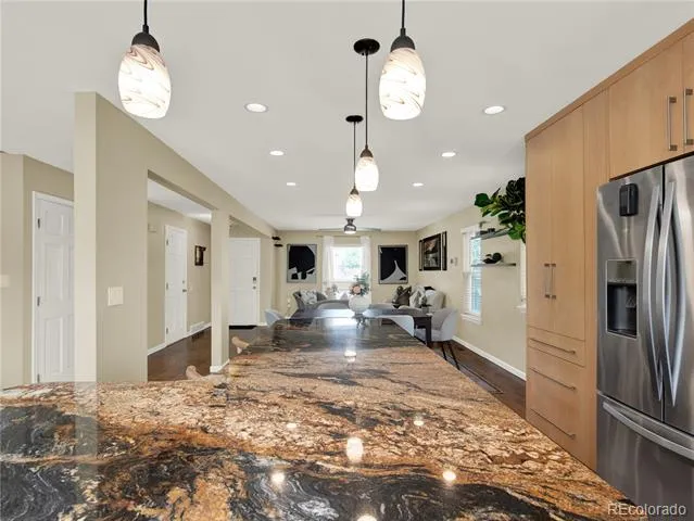 7958 S Roslyn Way Centennial, CO 80112