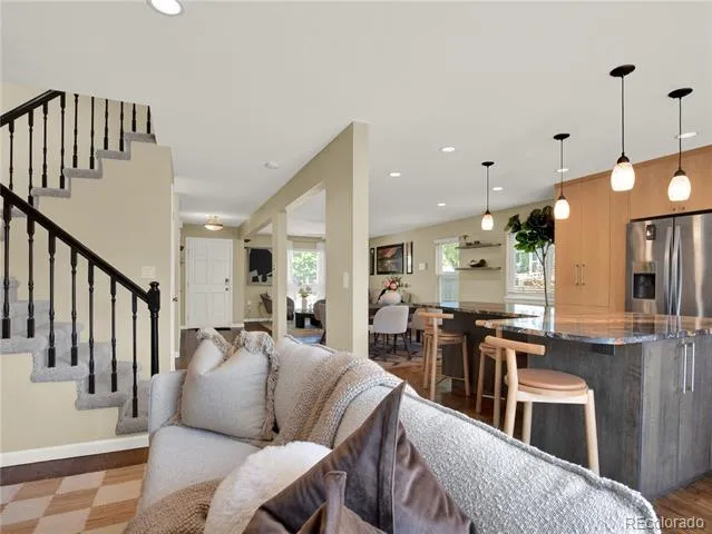 7958 S Roslyn Way Centennial, CO 80112