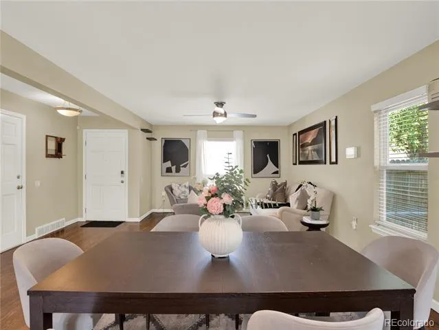 7958 S Roslyn Way Centennial, CO 80112