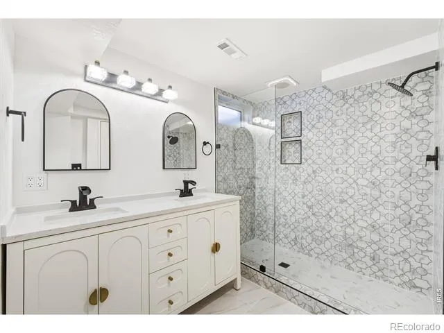 1080 S Garrison Street Lakewood, CO 80226